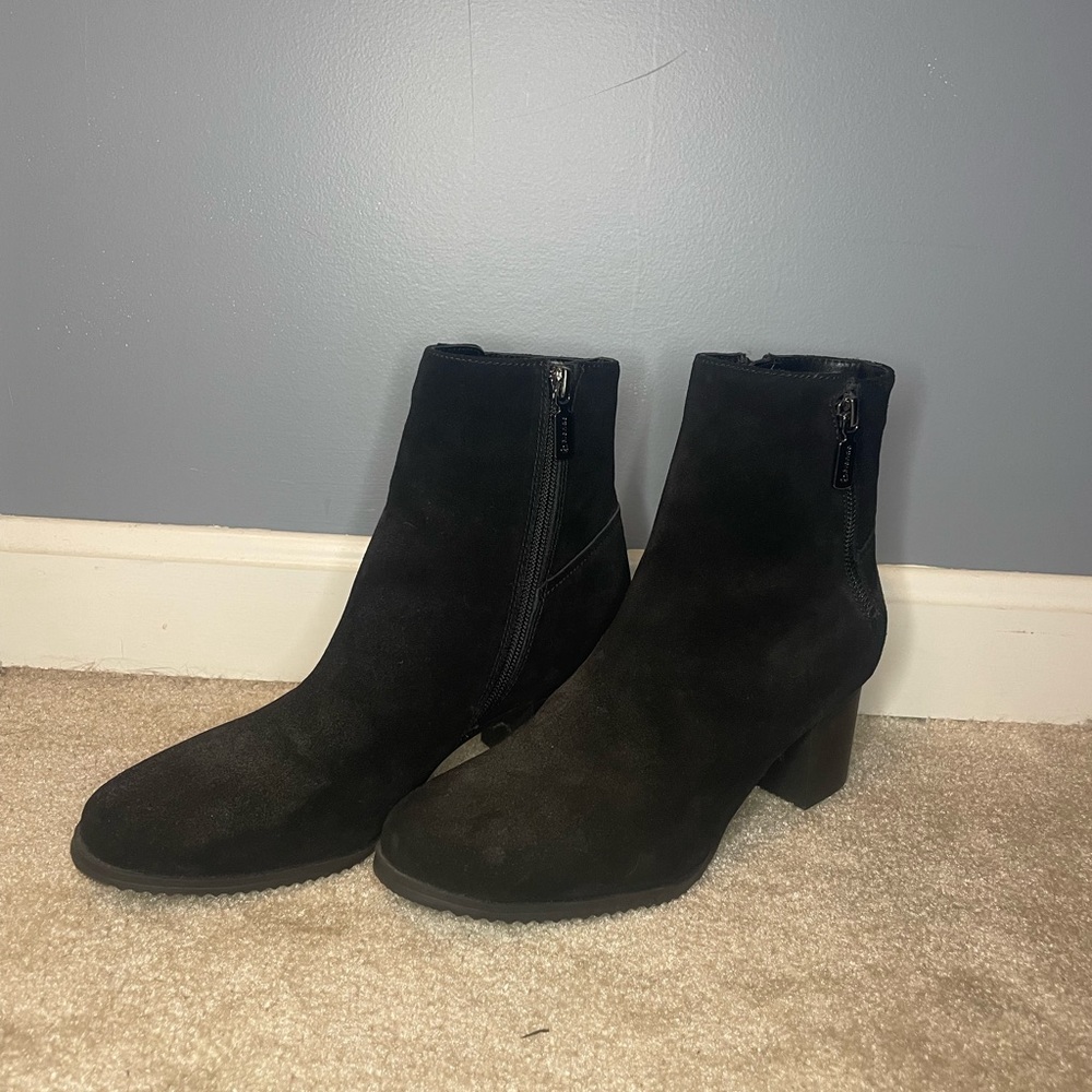 Blondo black ankle boots